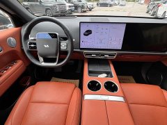 Li Auto L6 2024 Pro - ფოტო 11
