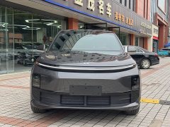 Li Auto L6 2024 Pro - ფოტო 2