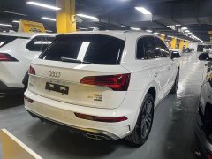 Audi Q5L 40T Luxury Dynamic - ფოტო 9