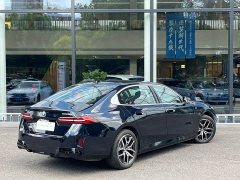BMW i5 eDrive 35L M Sport Package - ფოტო 2