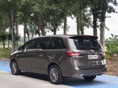 Buick GL8 Land Official Business Class 652T Comfort Edition - ფოტო 7