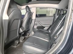 Tesla Model Y Rear-Wheel Drive - ფოტო 6