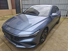 Hyundai Elantra 2023 1.5L CVT Luxury - ფოტო 1