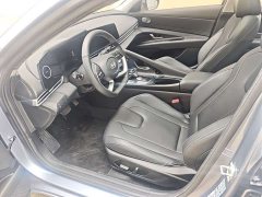 Hyundai Elantra 2023 1.5L CVT Luxury - ფოტო 9