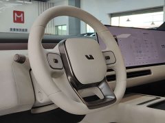 Li Auto Ideal L8 Ultra - ფოტო 12