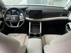 BYD Yuan UP 301KM Pilot Edition - ფოტო 6