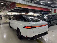 XPeng P5 2021 550E - ფოტო 9