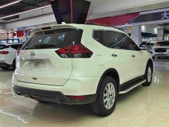 Nissan Qashqai 2.0L CVT 2WD XL Premium Prestige Commemorative Edition - ფოტო 16