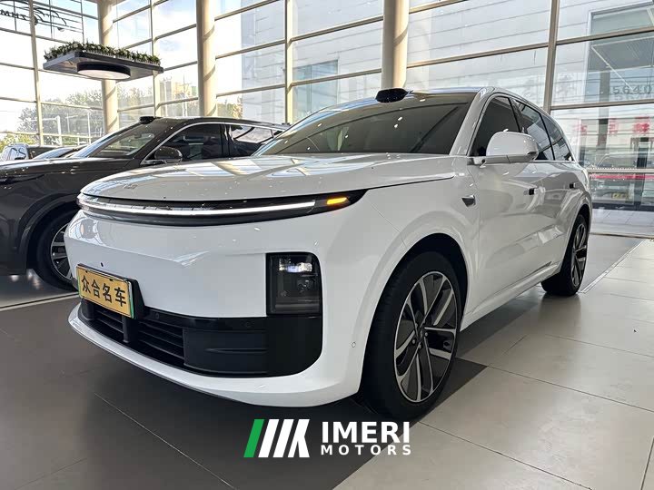 Li Auto L6 Max - ავტომობილი ჩინეთიდან