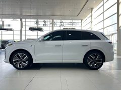 Li Auto L6 Max - ფოტო 4