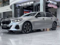 BMW 5 Series 530Li Premier M Sport Package - ფოტო 1
