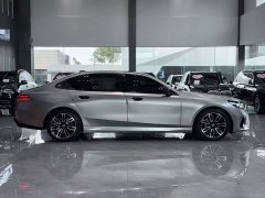 BMW 5 Series 530Li Premier M Sport Package - ფოტო 7