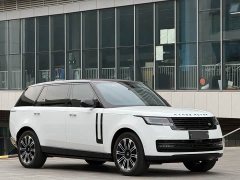 Land Rover Range Rover 3.0 L6 400PS Extended Wheelbase 7-Seater - ფოტო 3