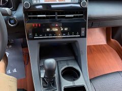Toyota Avalon 2.5L Luxury - ფოტო 14