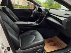 Toyota Avalon Hybrid 2.5L XLE Premium - ფოტო 8