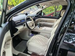 NIO ES8 Six-Seat Executive Luxury Edition - ფოტო 3