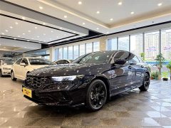 Honda Accord Sport Series 260TURBO Luxury - ფოტო 1