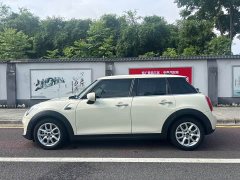 BMW MINI 2022 1.5T ONE 5-Door PLUS - ფოტო 11