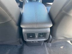 Toyota RAV4 2.0L CVT AWD Fashion Plus Edition - ფოტო 16