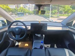 Tesla Model Y Standard Range RWD - ფოტო 10
