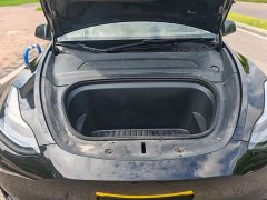 Tesla Model Y Standard Range RWD - ფოტო 3