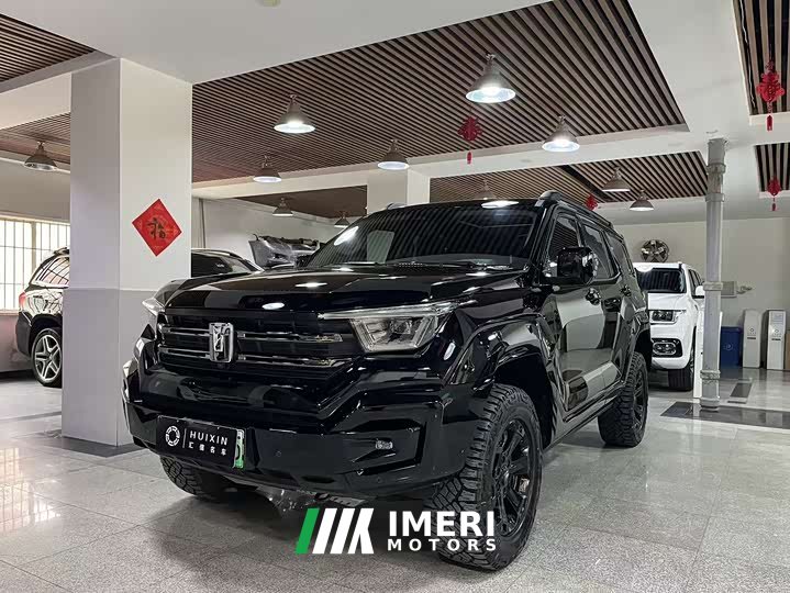 Tank 400 New Energy Hi4-T Off-Road Edition