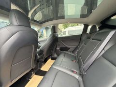 Tesla Model Y Long Range All-Wheel Drive - ფოტო 5