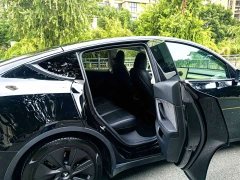 Tesla Model Y Rear-Wheel Drive - ფოტო 8