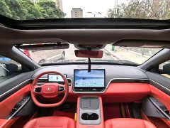 Dongfeng eπ008 210Max Extended Range 6-Seater - ფოტო 15