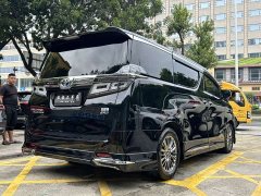 Toyota Vellfire Crown Hybrid 2.5L HV Luxury Edition - ფოტო 4