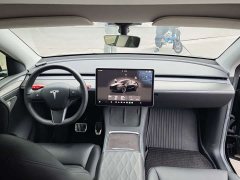 Tesla Model Y Long Range All-Wheel Drive - ფოტო 12