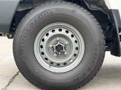 Toyota Land Cruiser (Imported) LC78 2.8T Diesel - ფოტო 12