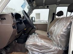 Toyota Land Cruiser (Imported) LC78 2.8T Diesel - ფოტო 16