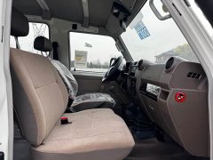 Toyota Land Cruiser (Imported) LC78 2.8T Diesel - ფოტო 17