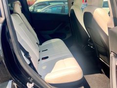 Tesla Model Y Long Range All-Wheel Drive 3D7 - ფოტო 12