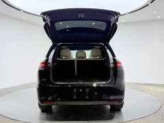Li Auto L6 Pro - ფოტო 10