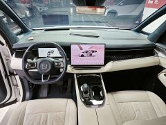 Zeekr 009 2024 6-Seater Executive AWD 108kWh - фото 14