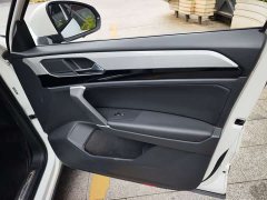 Volkswagen Taos 330TSI FWD Luxury Smart Connect Plus - ფოტო 15