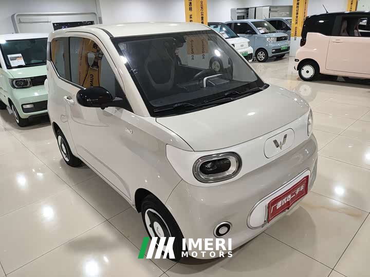 Wuling Hongguang MINIEV Third Generation 215km Youth Edition