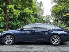 Lexus ES 300h Premium Edition - ფოტო 3