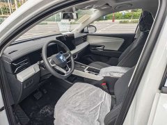 Volkswagen Jetta VS8 280TSI Automatic All-Purpose Edition - ფოტო 4