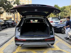 Audi Q7 55 TFSI quattro S line Sport - ფოტო 17