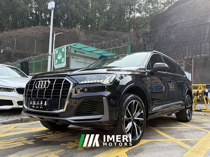Audi Q7 55 TFSI quattro S line Sport - ავტომობილი ჩინეთიდან