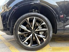 Audi Q7 55 TFSI quattro S line Sport - ფოტო 18
