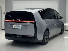 Li Auto MEGA Home Family Edition - ფოტო 18