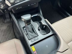 Lexus ES 200 Premium Edition - ფოტო 15