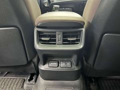 Lexus ES 200 Premium Edition - ფოტო 5