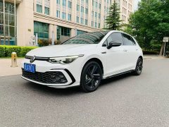 Volkswagen Golf 280TSI DSG R-Line 50th Anniversary Edition - ფოტო 3