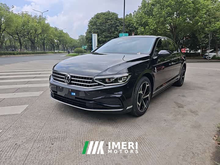 Volkswagen Magotan 30 Million Units Select Edition 330TSI DSG Elite