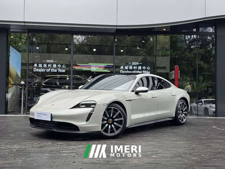 Porsche Taycan